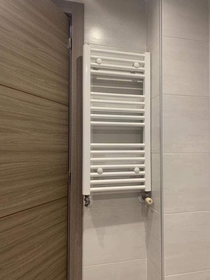 Apartamento Deluxe, 4 Habitaciones, Parking Madrid Kültér fotó