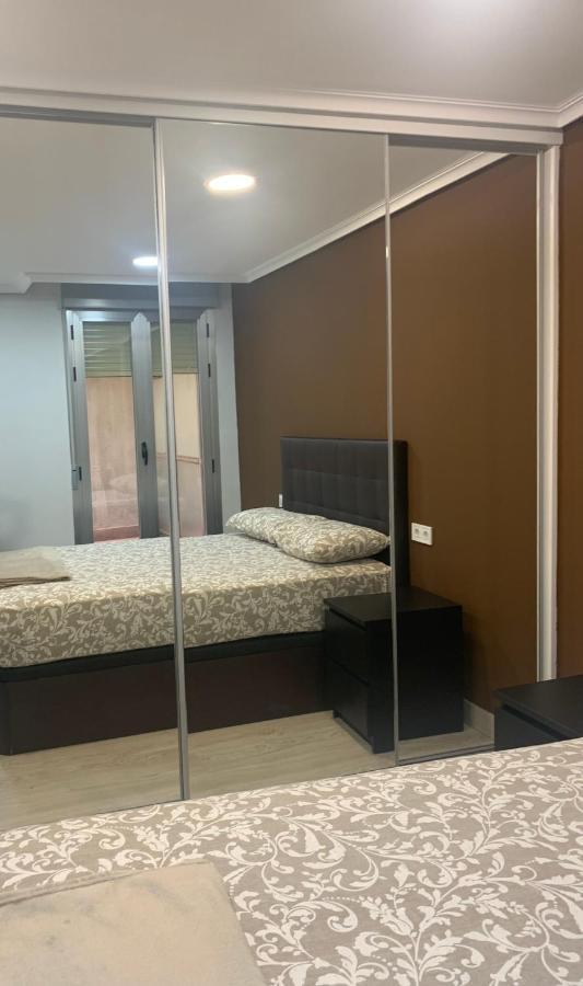 Apartamento Deluxe, 4 Habitaciones, Parking Madrid Kültér fotó