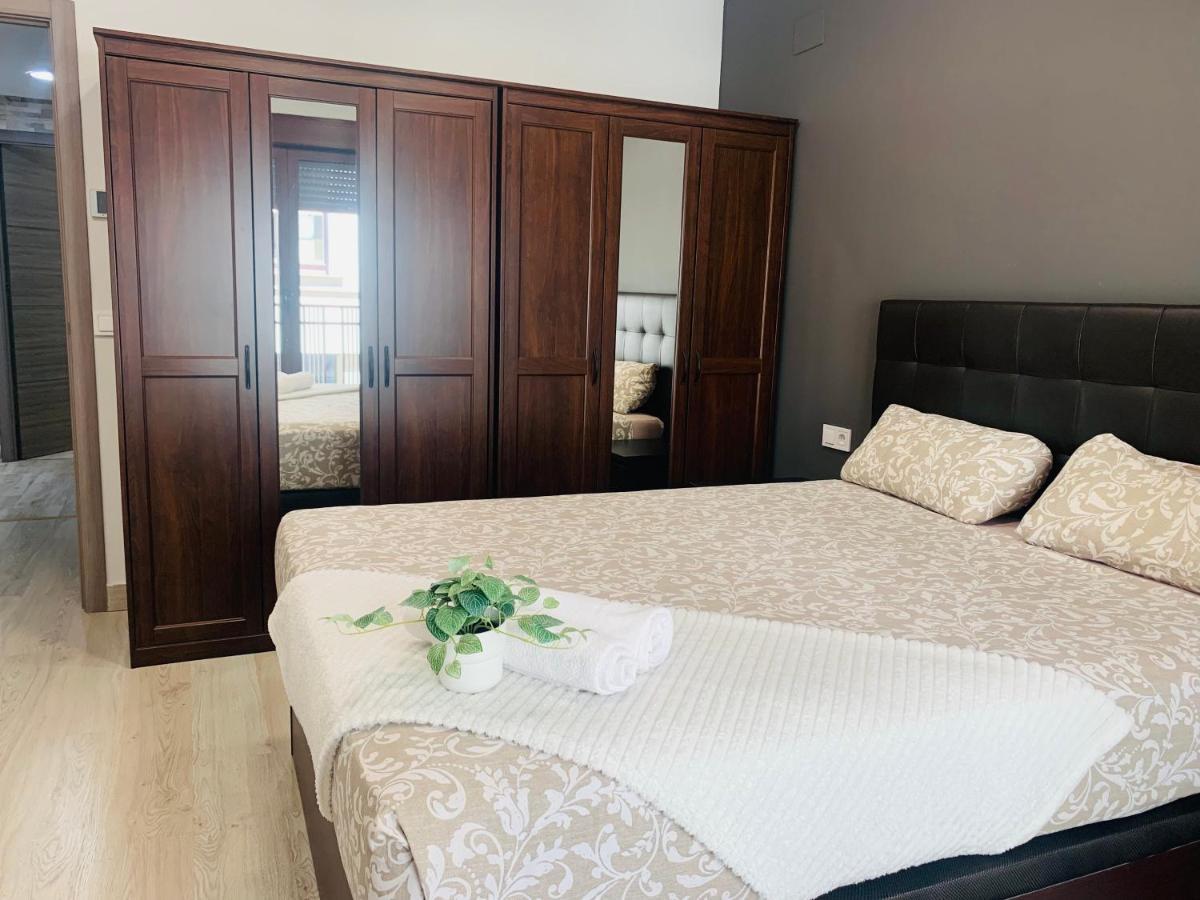 Apartamento Deluxe, 4 Habitaciones, Parking Madrid Kültér fotó