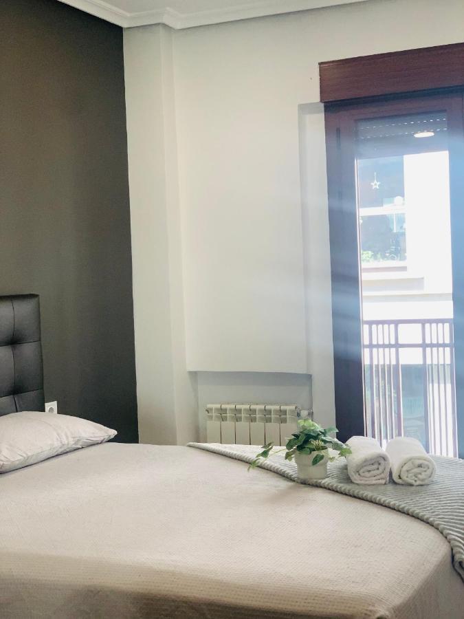 Apartamento Deluxe, 4 Habitaciones, Parking Madrid Kültér fotó