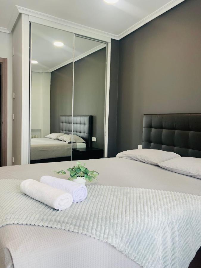 Apartamento Deluxe, 4 Habitaciones, Parking Madrid Kültér fotó